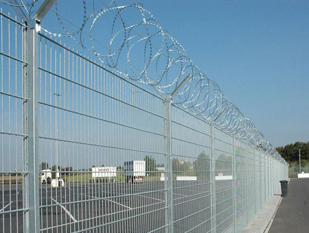 关于机场护栏网的安装要点有哪些?